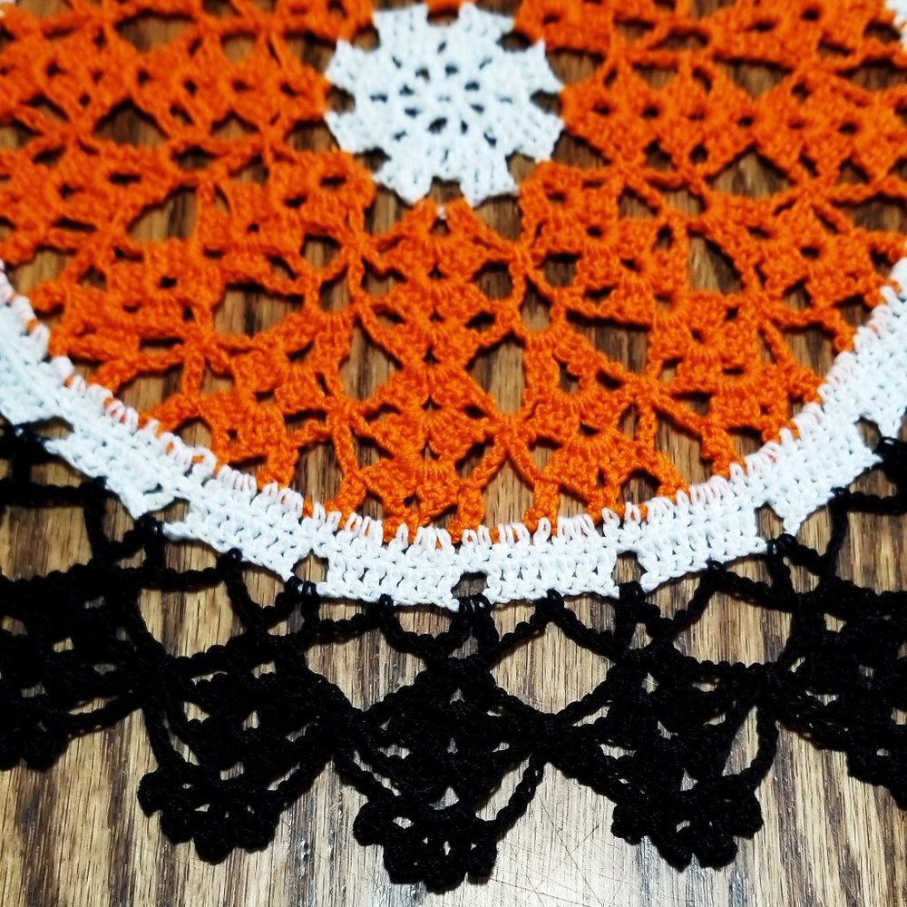 Vintage Style New Hand Crafted 11" Ducks & Drakes pumpkin, black, & white doily. - Picture 2 of 3